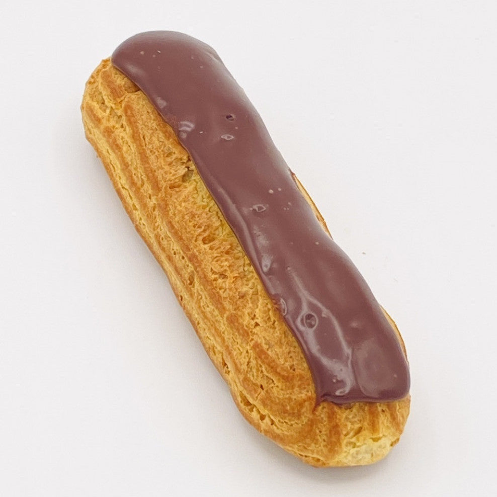 Chocolate eclair